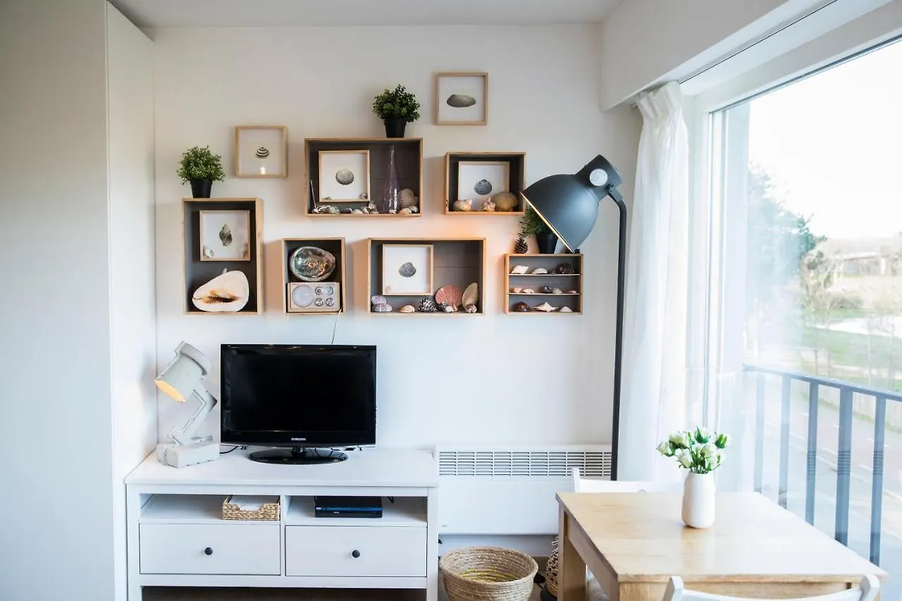 Charming Studio In Bredene Apartment